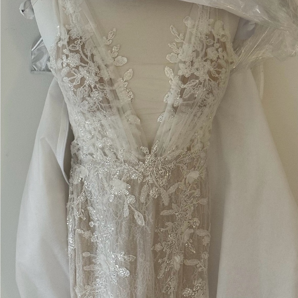Ines Di Santo, ‘Leda’ wedding dress - Picture 6 of 8